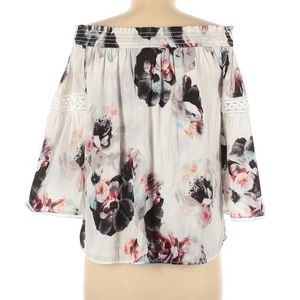 New Jennifer Lopez Women's Large
White Floral Cold Shoulder Bell
Sleeve Top